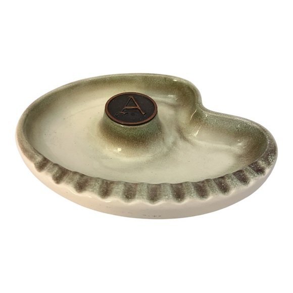 Hyde Park 1970 large “A” ashtray green & gold 10”X8” - Picture 2 of 10